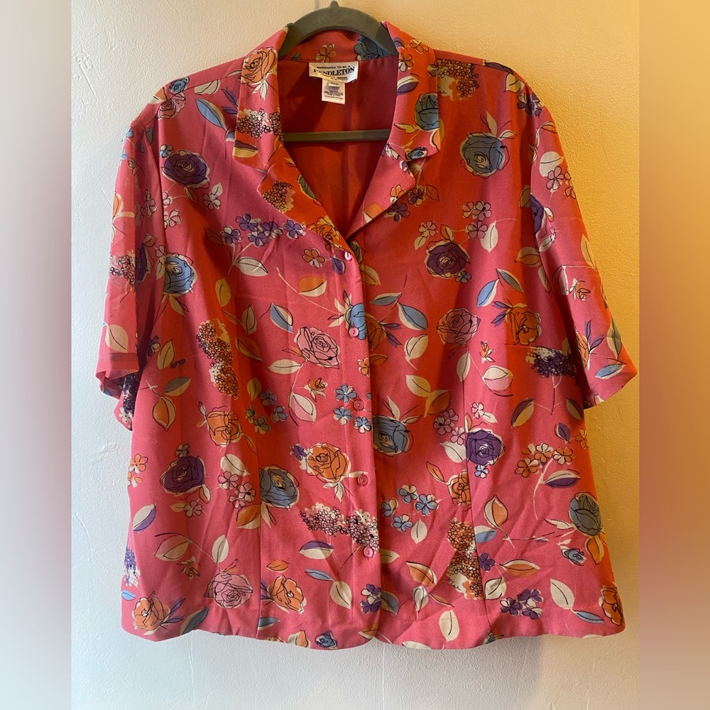 Floral Pink Button-Up Women's Top by Pendleton size 22